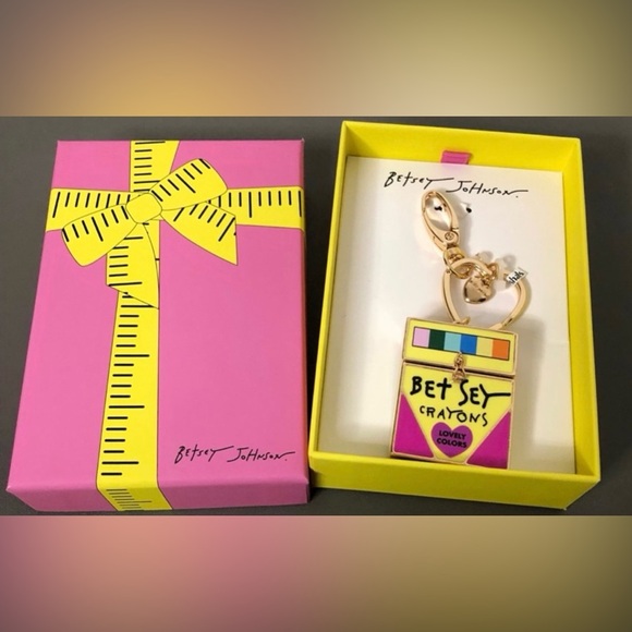 BETSEY JOHNSON Opening Metal Crayon Colors Box Bag/Purse Charm Keychain NEW NWT - Picture 7 of 8